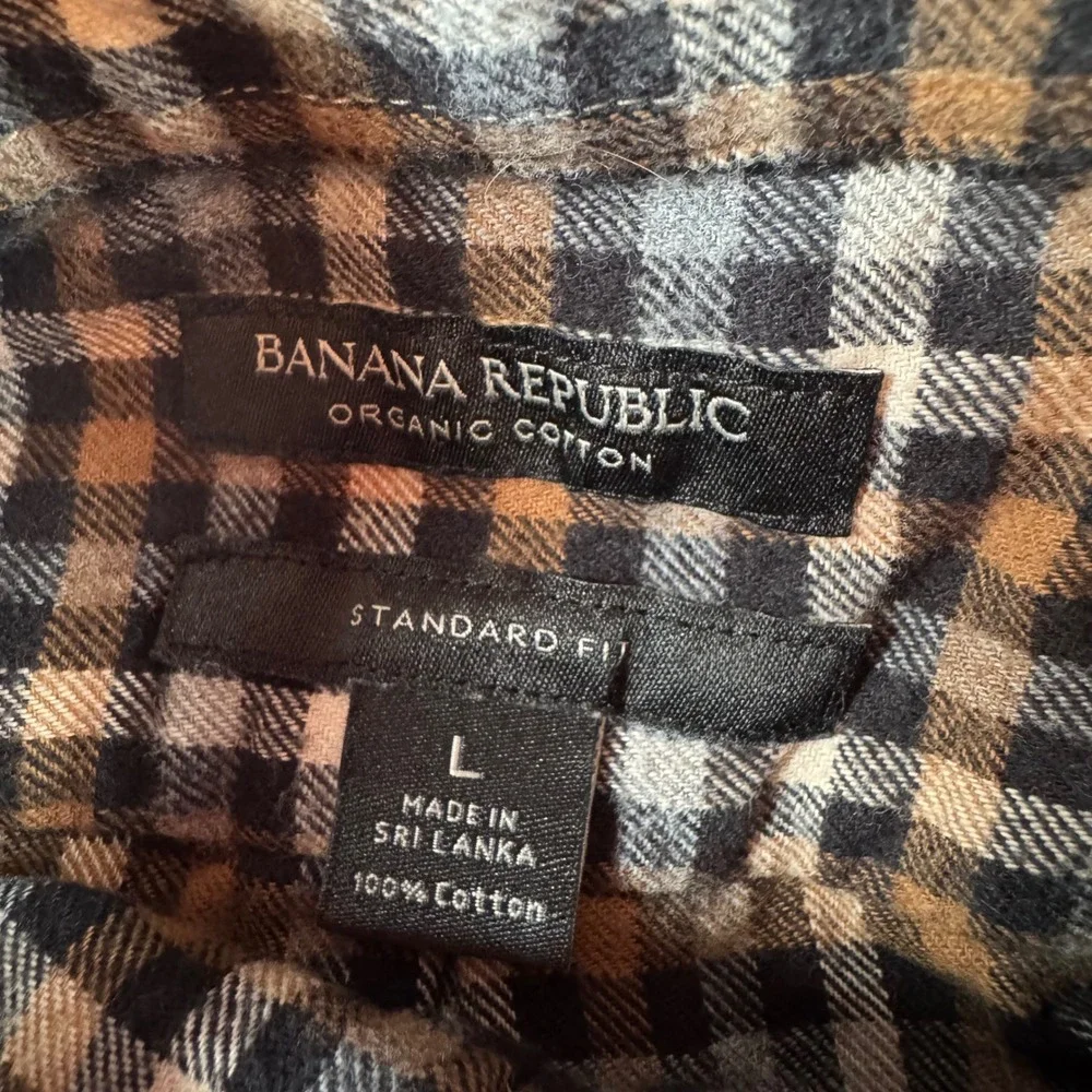 Banana Republic Organic Cotton Flannel Shirt Mens L Brown Black Plaid Standard